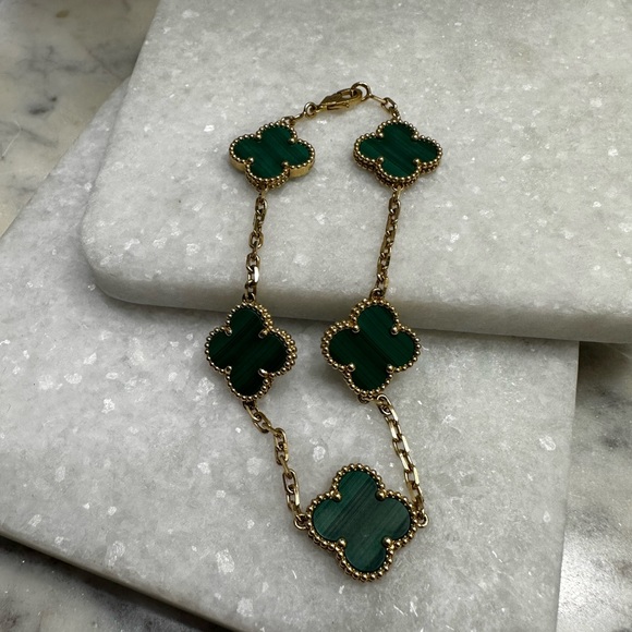 Van Cleef & Arpels Vintage Alhambra bracelet, 5 motifs, 18K yellow gold, malachi - Picture 12 of 12